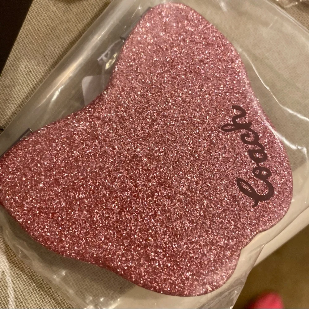 2 COACH New York Compact Mirror Glitter Heart ❤️ and 🦋 Free PINK Makeup NWT - Picture 2 of 5